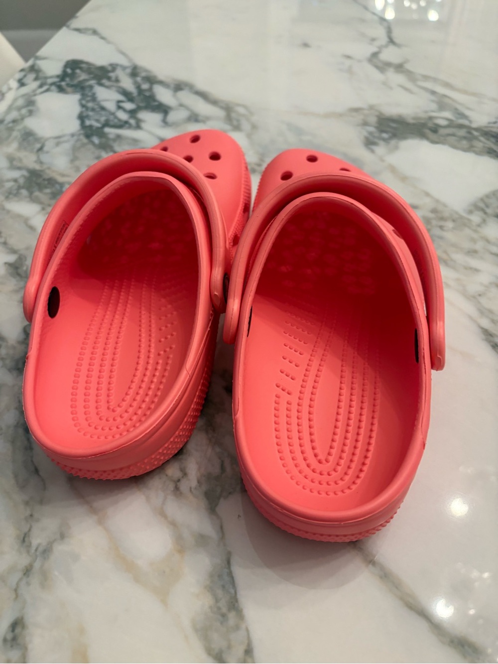 CROCS Kids Classic Clog in Coral - Picture 2 of 3